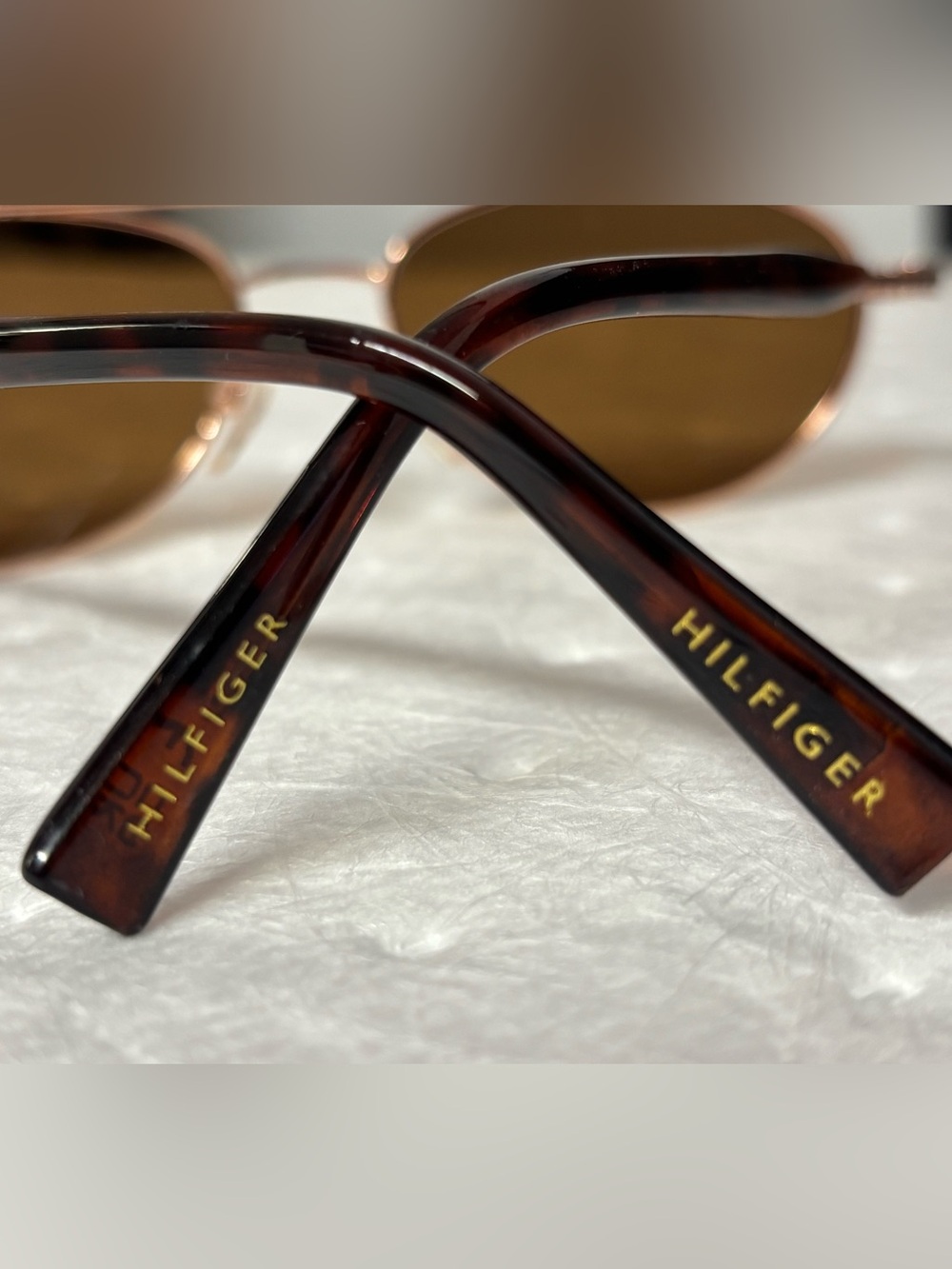 Tommy Hilfiger Tortoiseshell Sunglasses - Brown Lenses